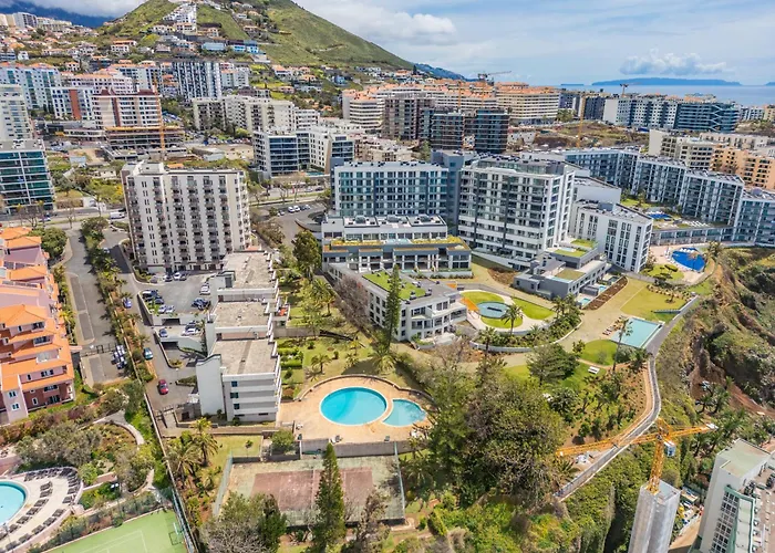 Summertime By Homie * Funchal (Madeira)